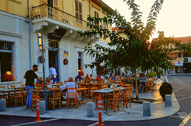 Koutourou étterem Páfosz Ciprus
