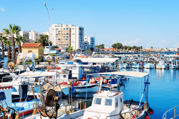 Larnaka kikötője, Ciprus