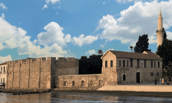 A-Larnakai-Erőd-a-tengerparton