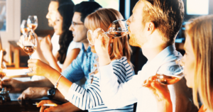 ciprus-kirandulas-borkostolo