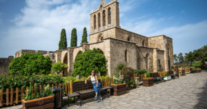 ciprusi-kirandulasok