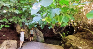 kiradulas-ciprus-aphrodite-furdoje