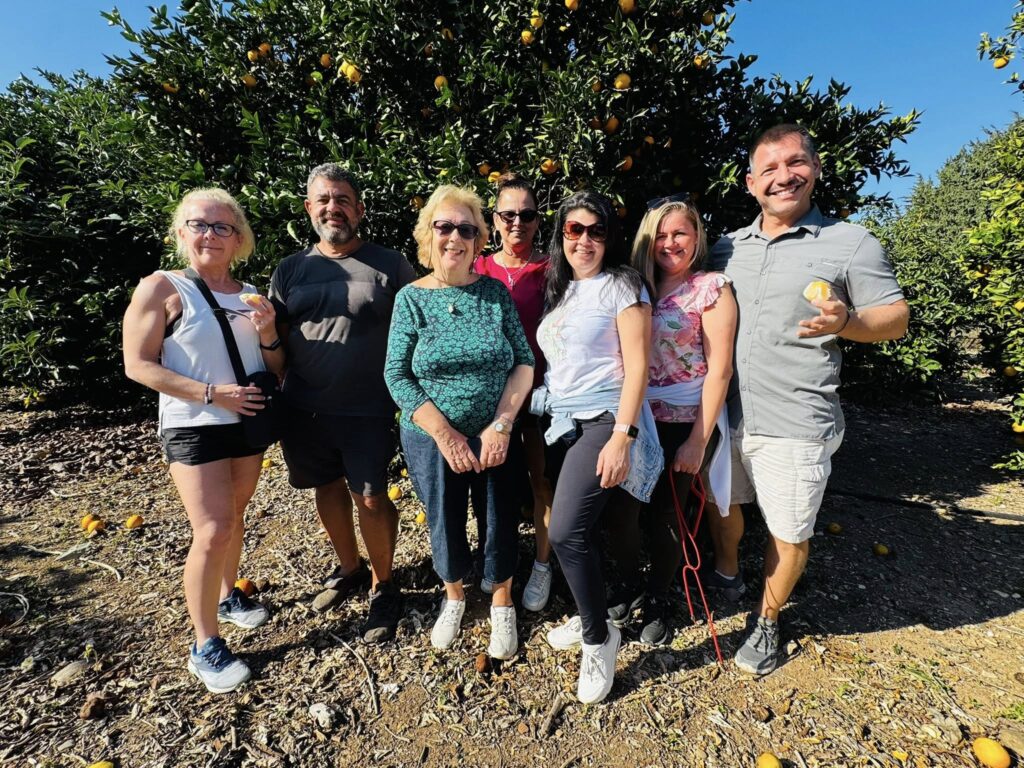 Látogatás egy déligyümölcs ültetvényen - magyar nyelvű jeep safari Cipruson