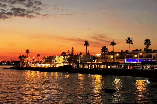 10 látnivaló Páfoszon, Ciprus, esti fények