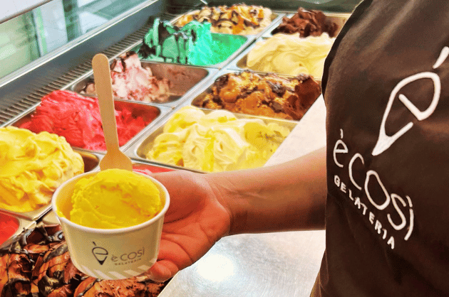 E Cosi Páfosz – színes, krémes gelato pult friss fagylalttal